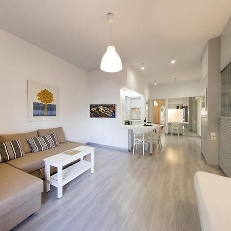 Artistic Apartment Next To Everything Атина Екстериор снимка