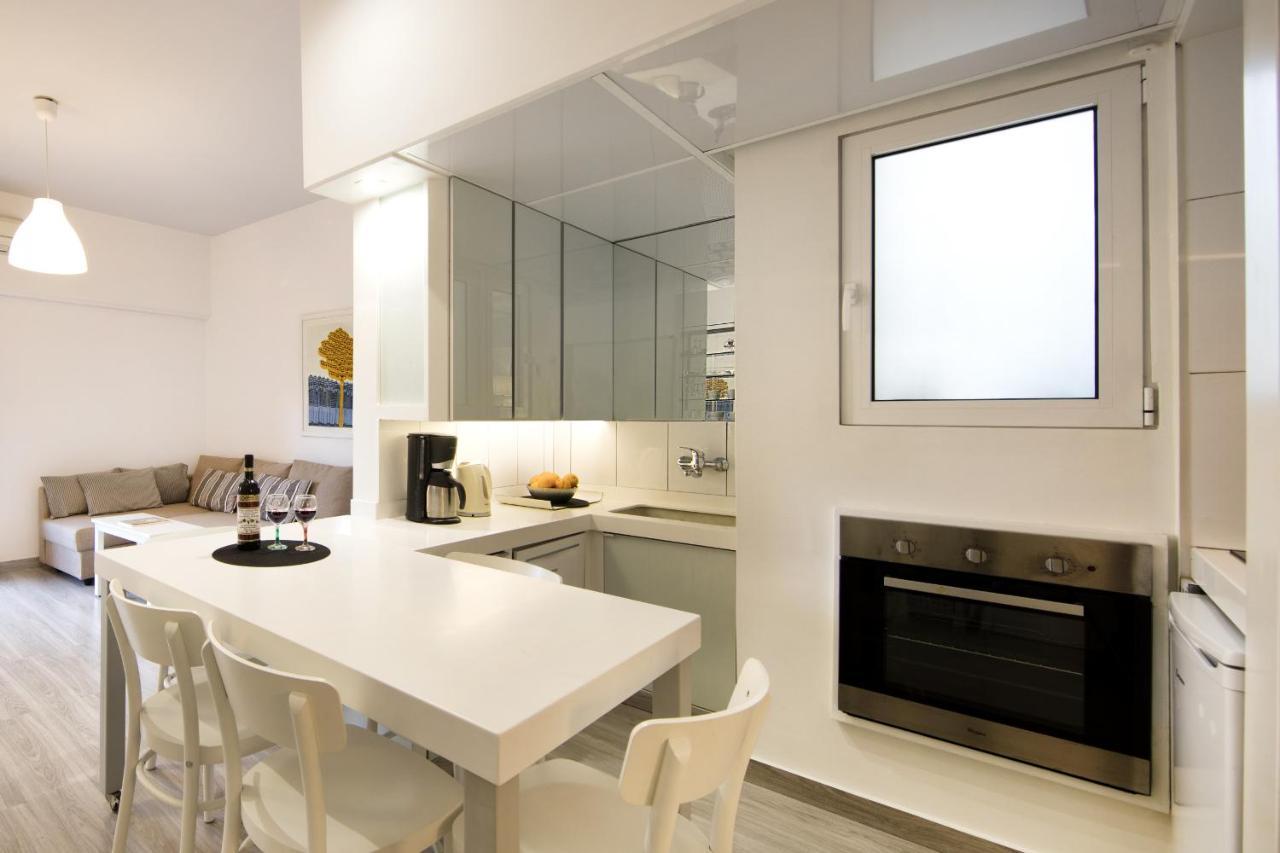 Artistic Apartment Next To Everything Атина Екстериор снимка