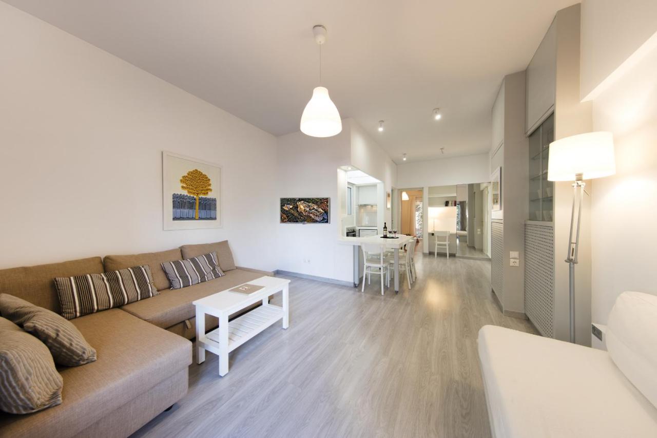 Artistic Apartment Next To Everything Атина Екстериор снимка